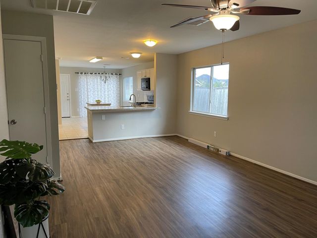 1603 Nichole Woods Drive, Houston, TX 77047