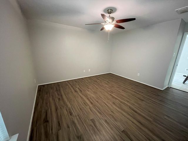 1603 Nichole Woods Drive, Houston, TX 77047