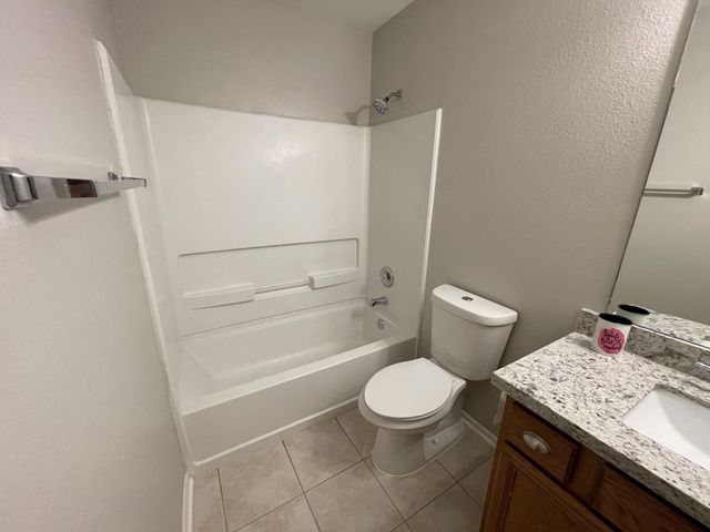 1603 Nichole Woods Drive, Houston, TX 77047