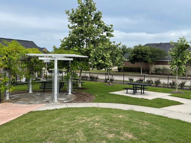 1603 Nichole Woods Drive, Houston, TX 77047