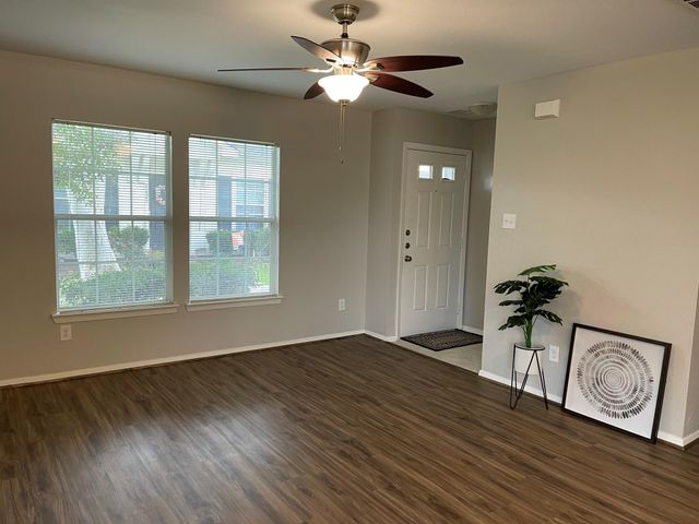 1603 Nichole Woods Drive, Houston, TX 77047
