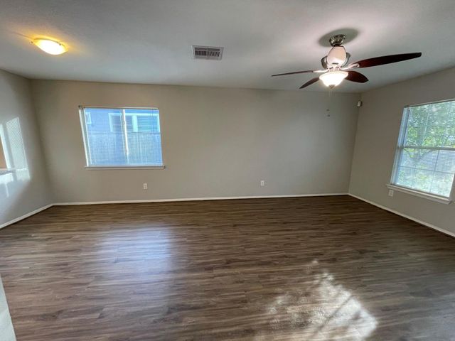 1603 Nichole Woods Drive, Houston, TX 77047