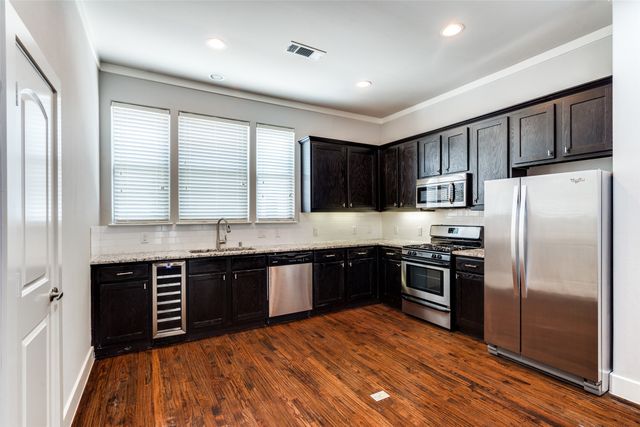 4323 Dickason Avenue 24, Dallas, TX 75219