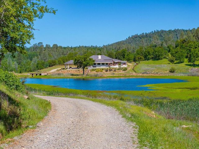26602 Snider Ranch Road, Oak Run, CA 96069