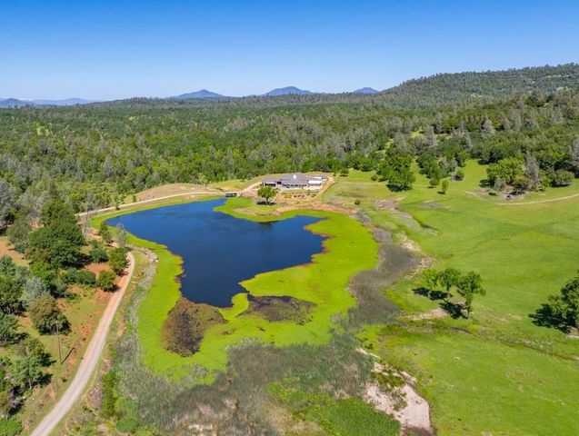 26602 Snider Ranch Road, Oak Run, CA 96069