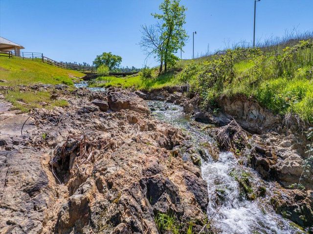 26602 Snider Ranch Road, Oak Run, CA 96069