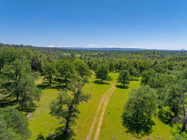 26602 Snider Ranch Road, Oak Run, CA 96069