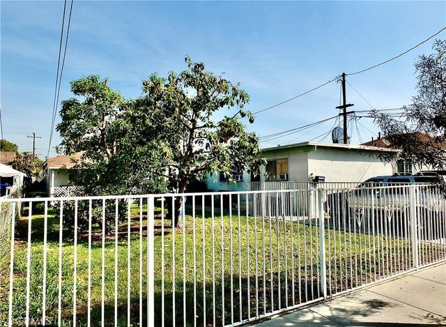 8203 2nd, Paramount, CA 90723