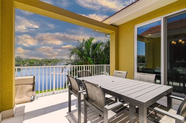 17 FRANKLIN COURT S C, St Petersburg, FL 33711