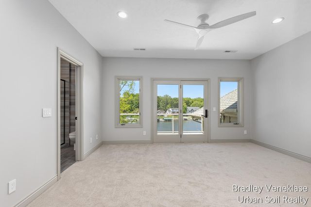 7635 Sandy Hollow Lane Se, Cascade Twp, MI 49302