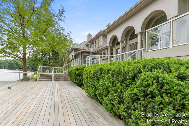 7635 Sandy Hollow Lane Se, Cascade Twp, MI 49302
