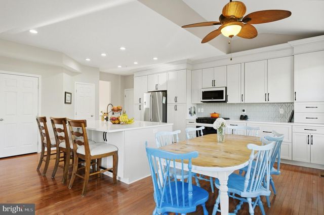 11556 HIGHLAND FARM CT, La Plata, MD 20646