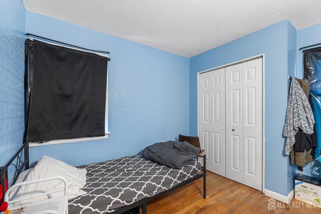 68 W edward Street, Iselin, NJ 08830