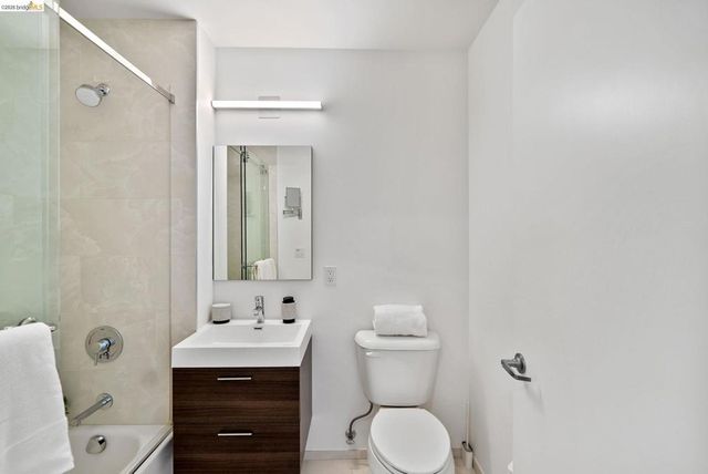 1433 Bush Street 502, San Francisco, CA 94109