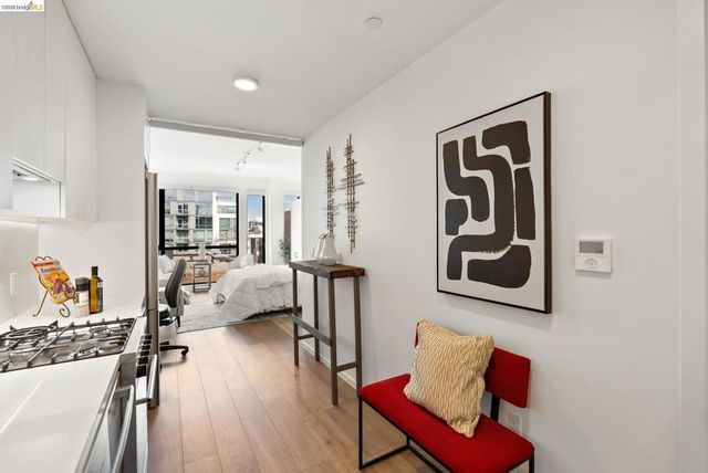 1433 Bush Street 502, San Francisco, CA 94109