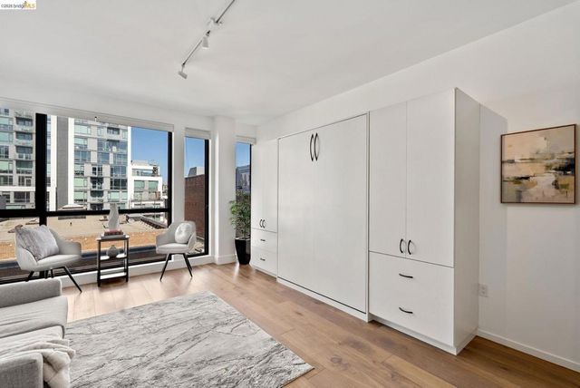 1433 Bush Street 502, San Francisco, CA 94109