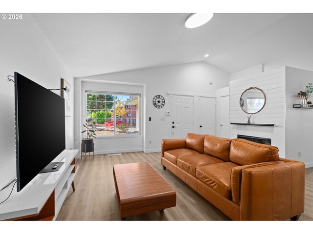 8540 Se 66TH Ave, Portland, OR 97206