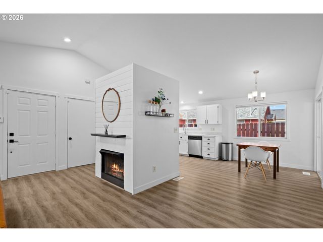 8540 Se 66TH Ave, Portland, OR 97206