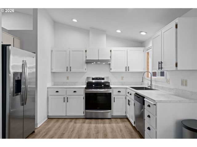 8540 Se 66TH Ave, Portland, OR 97206