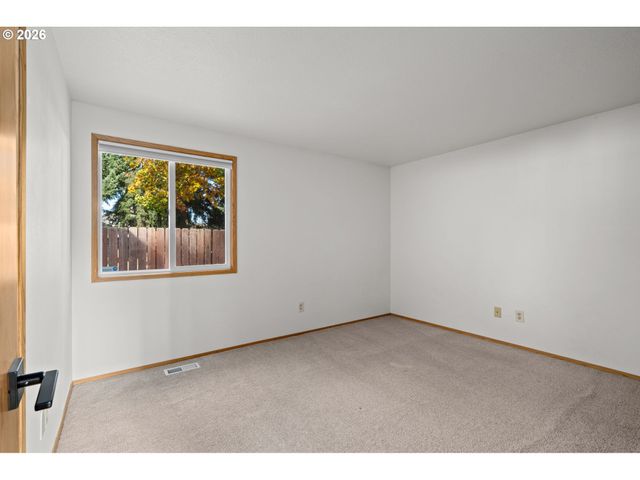 8540 Se 66TH Ave, Portland, OR 97206