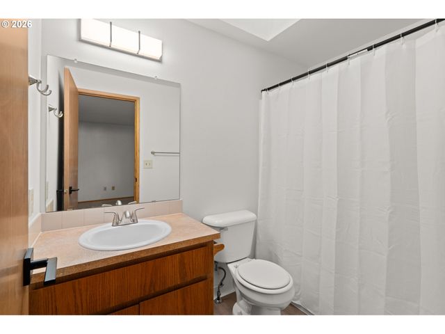 8540 Se 66TH Ave, Portland, OR 97206