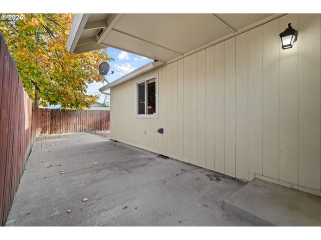 8540 Se 66TH Ave, Portland, OR 97206