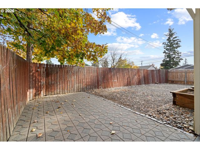 8540 Se 66TH Ave, Portland, OR 97206