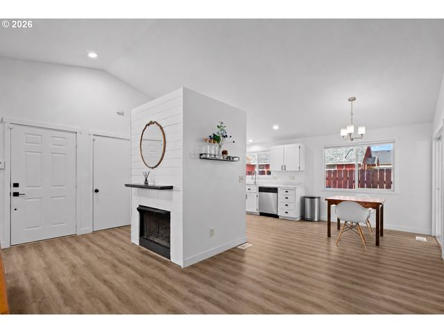 8540 Se 66TH Ave, Portland, OR 97206