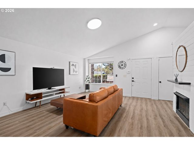 8540 Se 66TH Ave, Portland, OR 97206