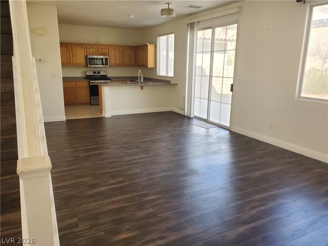 8084 Palace Monaco Avenue, Las Vegas, NV 89117