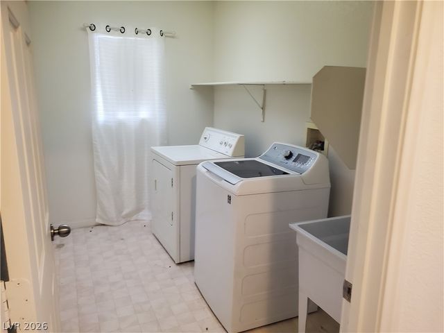 8084 Palace Monaco Avenue, Las Vegas, NV 89117