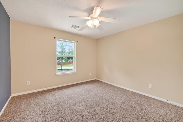 2203 Lakewind Lane, League City, TX 77573