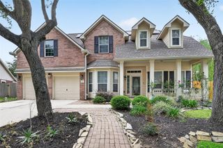 2203 Lakewind Lane, League City, TX 77573