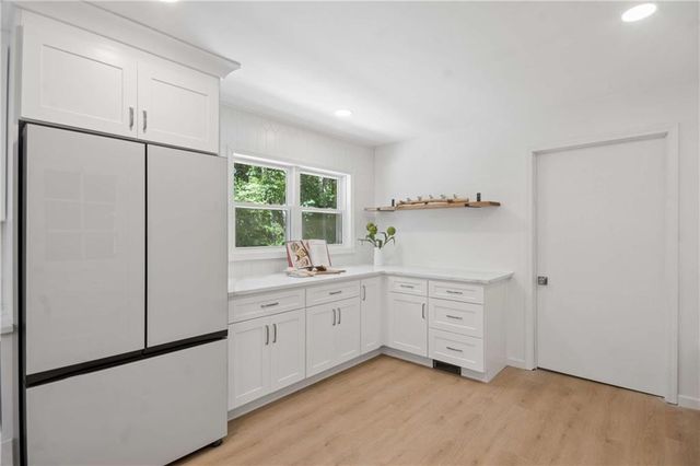 642 Sheppard Road, Stone Mountain, GA 30083