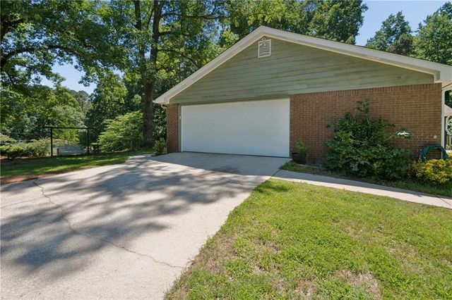 642 Sheppard Road, Stone Mountain, GA 30083