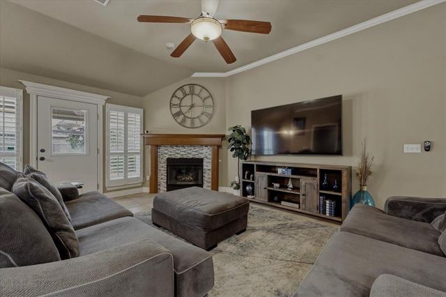16305 Petaluma Place, Edmond, OK 73013