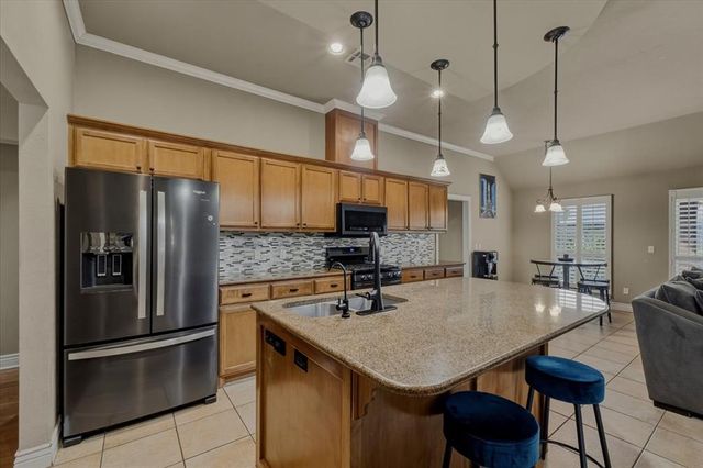 16305 Petaluma Place, Edmond, OK 73013