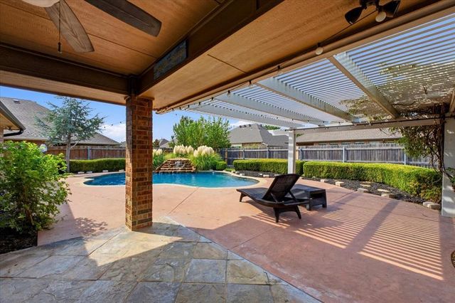 16305 Petaluma Place, Edmond, OK 73013