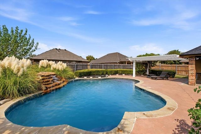 16305 Petaluma Place, Edmond, OK 73013