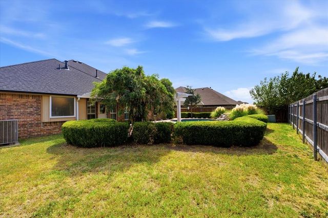 16305 Petaluma Place, Edmond, OK 73013