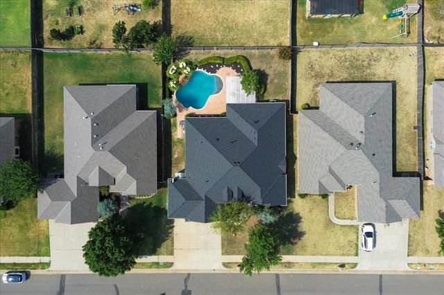 16305 Petaluma Place, Edmond, OK 73013