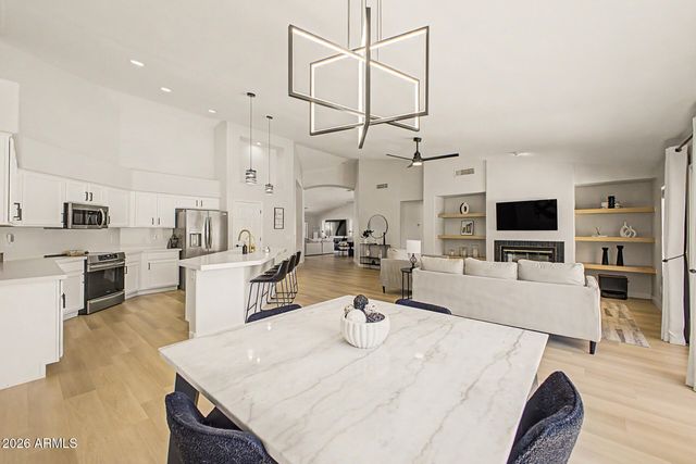 1151 E SHANNON Street, Gilbert, AZ 85295