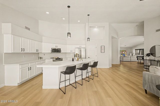 1151 E SHANNON Street, Gilbert, AZ 85295