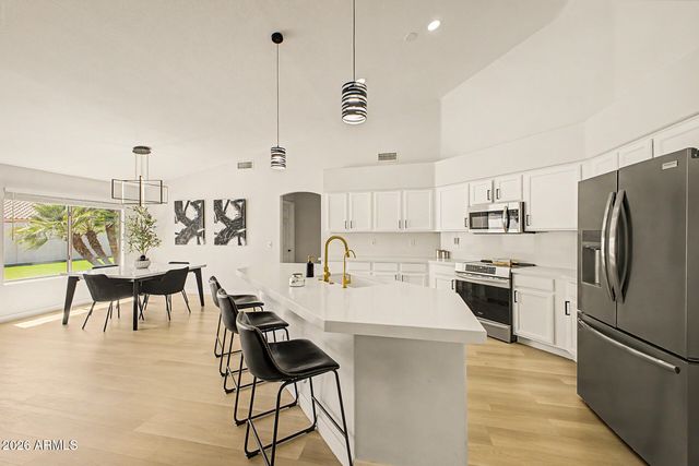 1151 E SHANNON Street, Gilbert, AZ 85295