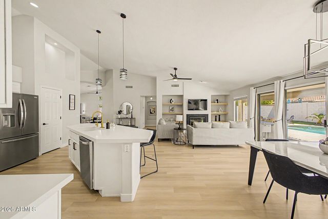 1151 E SHANNON Street, Gilbert, AZ 85295