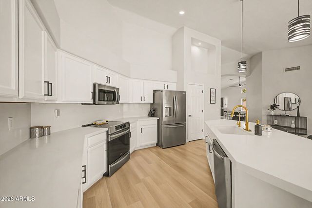 1151 E SHANNON Street, Gilbert, AZ 85295