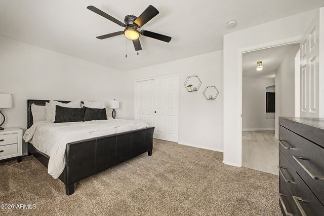 1151 E SHANNON Street, Gilbert, AZ 85295