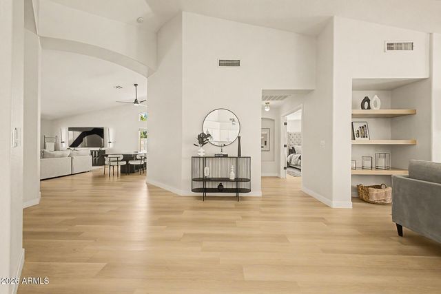 1151 E SHANNON Street, Gilbert, AZ 85295