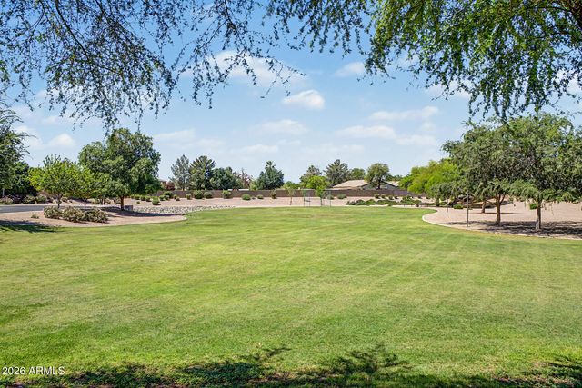 1151 E SHANNON Street, Gilbert, AZ 85295