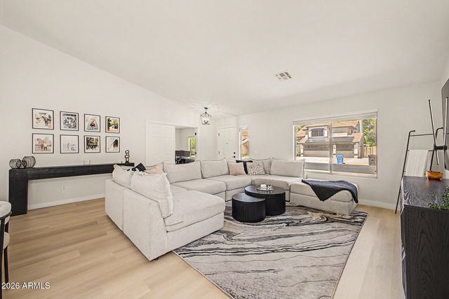 1151 E SHANNON Street, Gilbert, AZ 85295